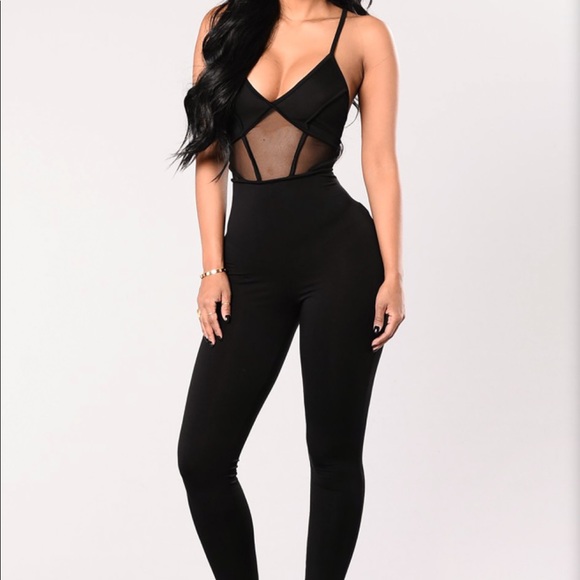 Fashionnova: Corner of Their Eye Jumpsuit - Picture 2 of 3